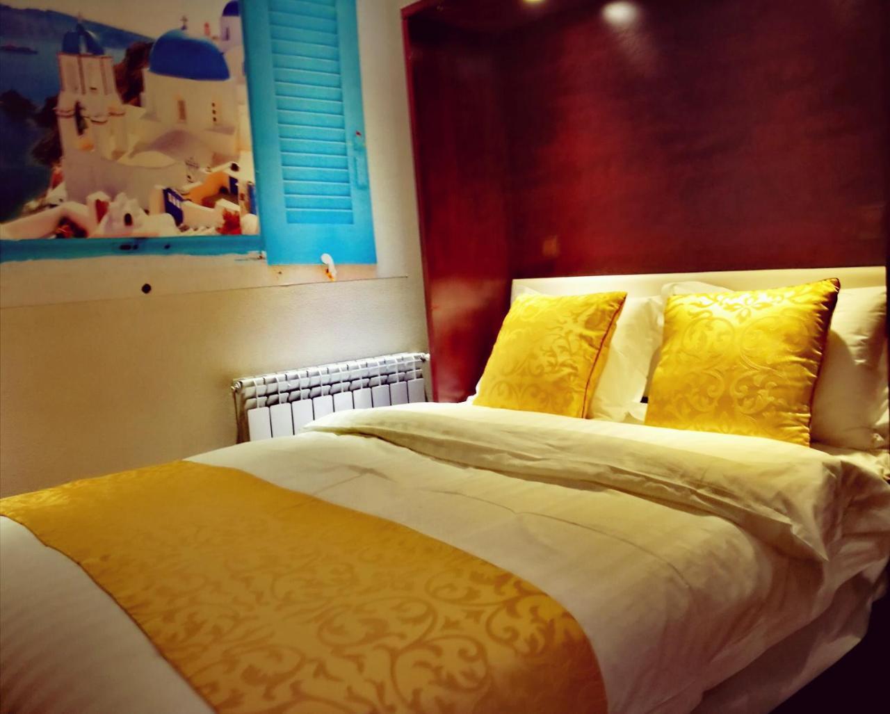 Top Boutique Hotel（首席精品酒店） Tbilisi Buitenkant foto