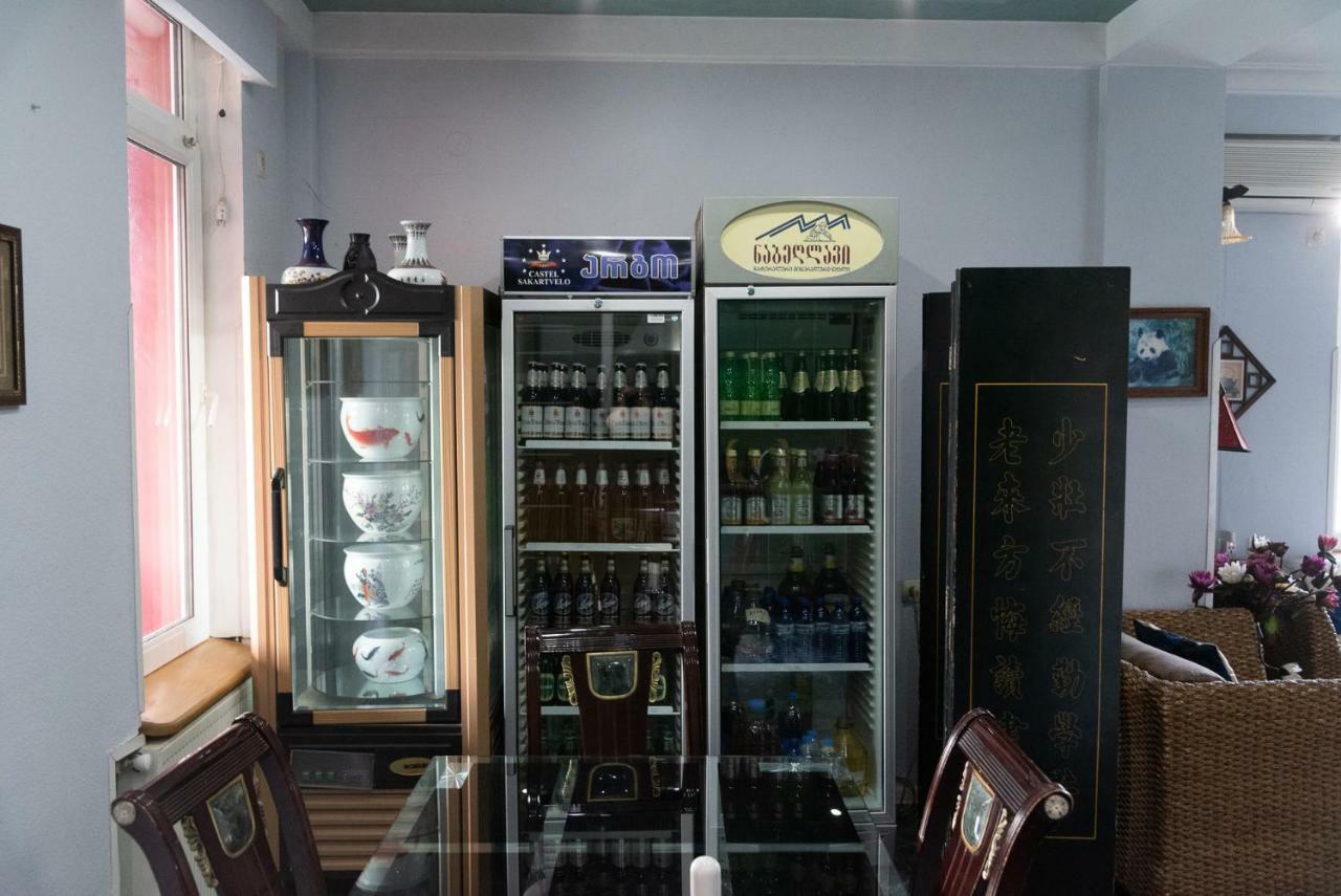 Top Boutique Hotel（首席精品酒店） Tbilisi Buitenkant foto